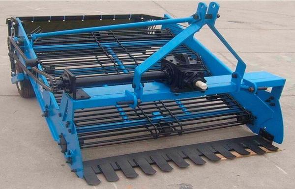 Cheap Mini Potato Harvester Single Row Potato Harvester Machine 0.53-0.83M for sale