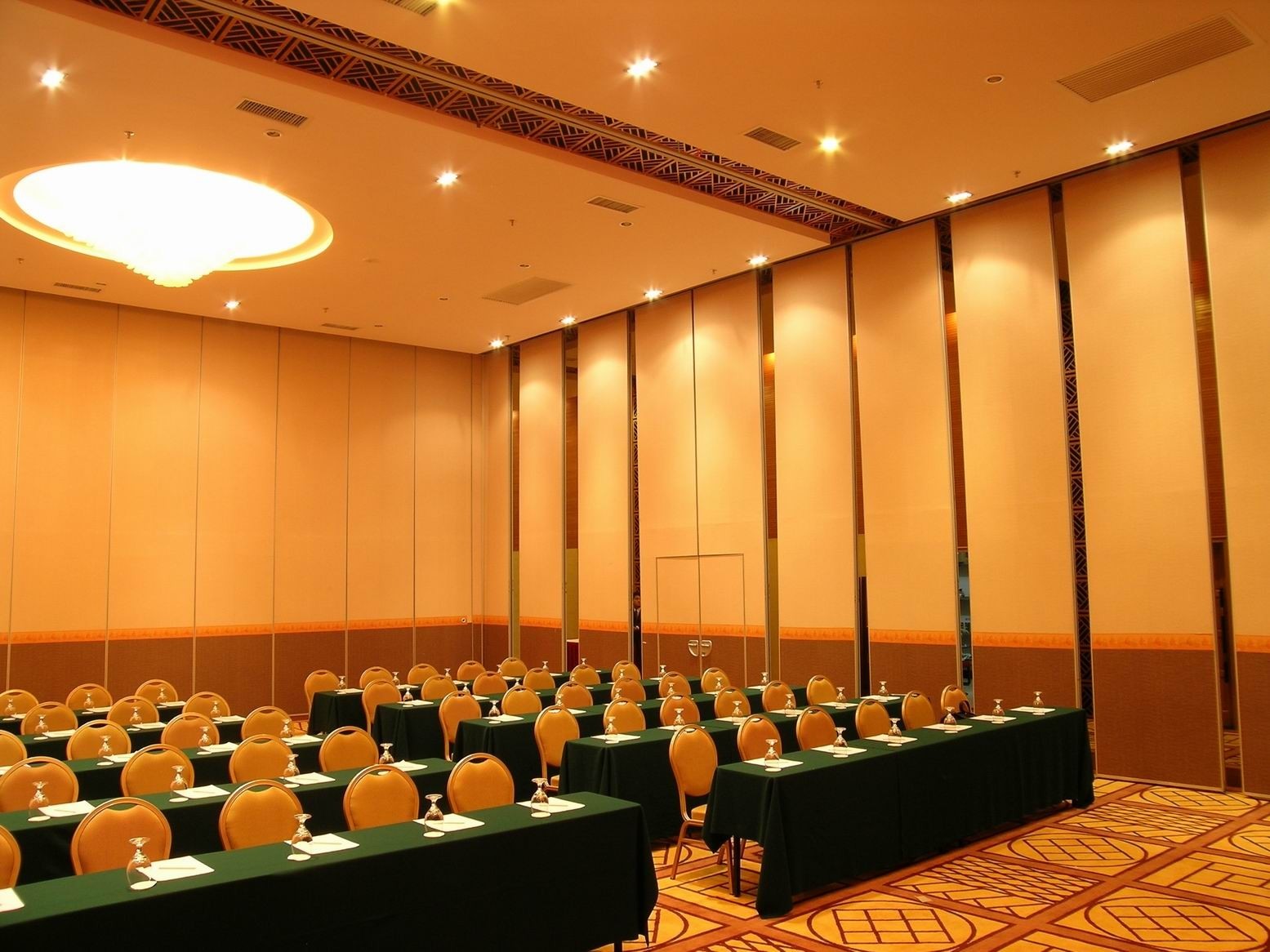 Banquet Hall Operable Partition Walls with Large - scale Aluminum Frame