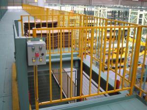 China Heavy Duty Q235B Multi Tier Mezzanine Rack for Warehouse OEM on sale