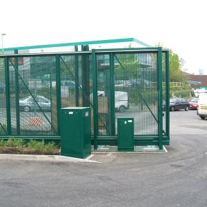 China 60*60mm Sliding Outdoor Fence Gate Pvc Coated Metal Frame Welded Wire Mesh Or Welded Pipe on sale