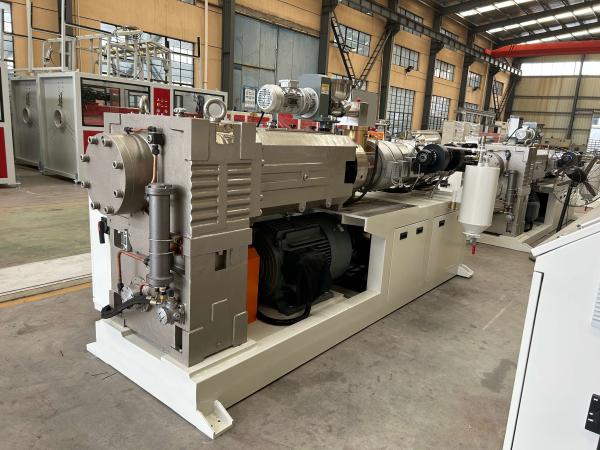 Cheap 80 / 173 Conical Twin Screw PVC Pipe Extrusion Line With Output 600kg / H for sale