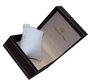 China Personalized custom gift boxes , Luxury Plastic Board Single Watch Box on sale