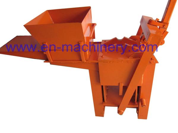 Cheap Block Making Machine Manual Hand Soil Pressing Interlocking Clay 2-40 Machine for sale