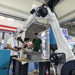 12kg 6-Axis Payload Industrial Robot Welding Automation Equipment