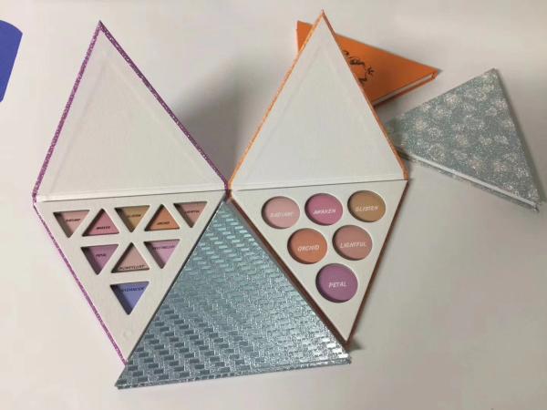 Cheap Spot UV 6 Colors Triangular Shape Eyeshadow Palette Containers for sale