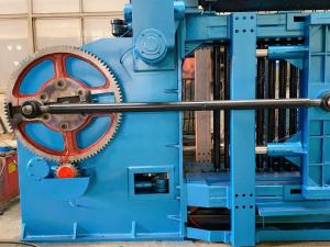 Best Customized 2000mm Width Hexagonal Mesh Machine Galvanized Gabion Wire Netting Machine wholesale