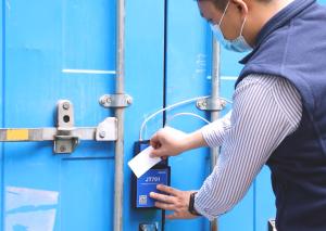 RFID Card Keyless Smart Lock APP Remote Control GPS Lock For Container Asset Security