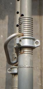 Shoring prop for table formwork. Adjustable.