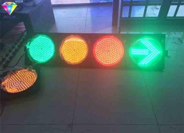 Cheap Red Green Traffic LED Display Flashing Traffic Light Yellow / Red / Green With Arrows for sale