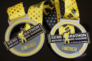 Semi Marathon 10KM Custom Sports Medals Soft Enamel Medallion With Ribbon