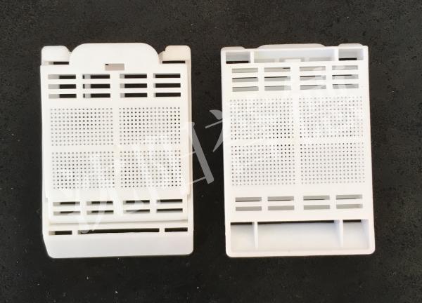 Cheap White Color Tissue Embedding Cassette Square Hole For Hold Biopsy Specimen Safely for sale