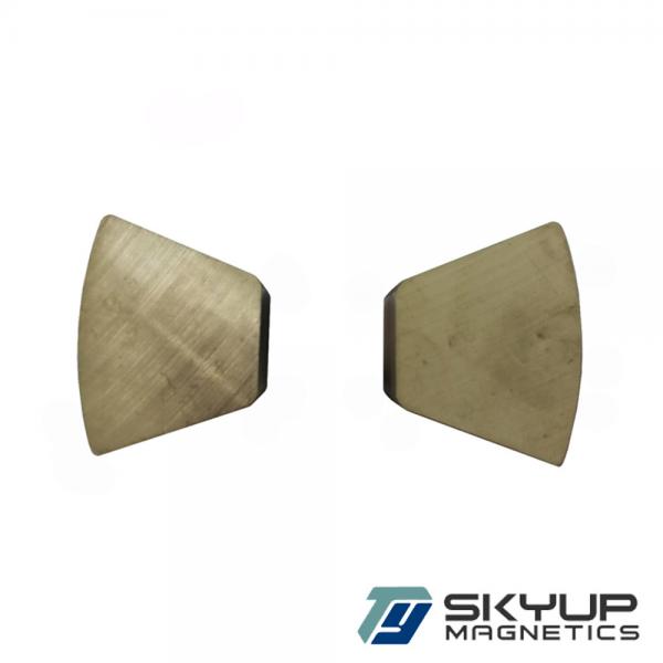 Cheap High quality strong AlNiCo5 magnets with small shape for sale for sale