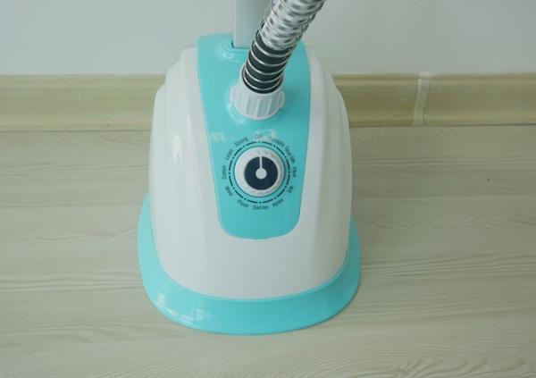 Cheap Easy To Restore Upright Fabric Steamer , Upgraded Vertical Garment Steamer for sale