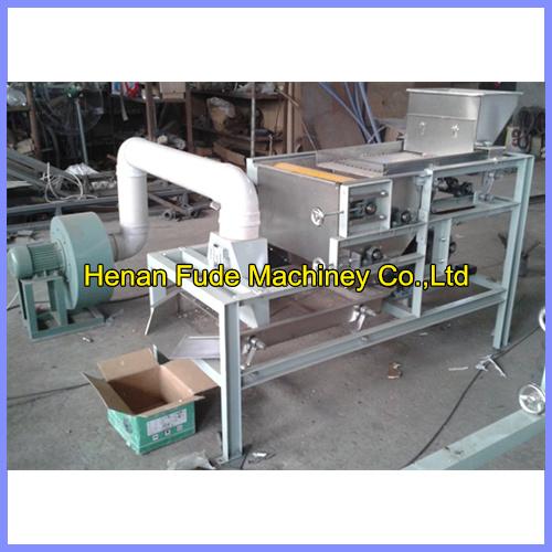 Cheap peanut peeling machine with half kernel for sale