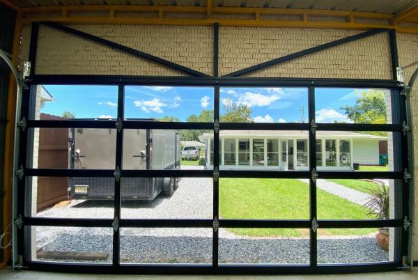Cheap Single Clear Tempered Glass Garage Door Contemporary Design with Rust-proof Aluminum Frame for sale