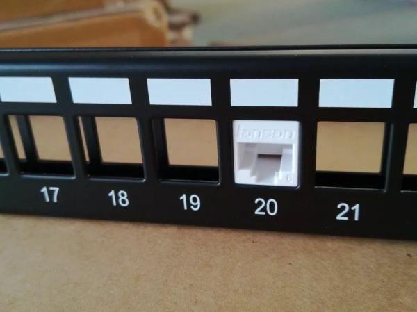 Cheap Lansan UTP Cat6 24 Port Patch Panel / Network Patch Panel With Dust Cover for sale
