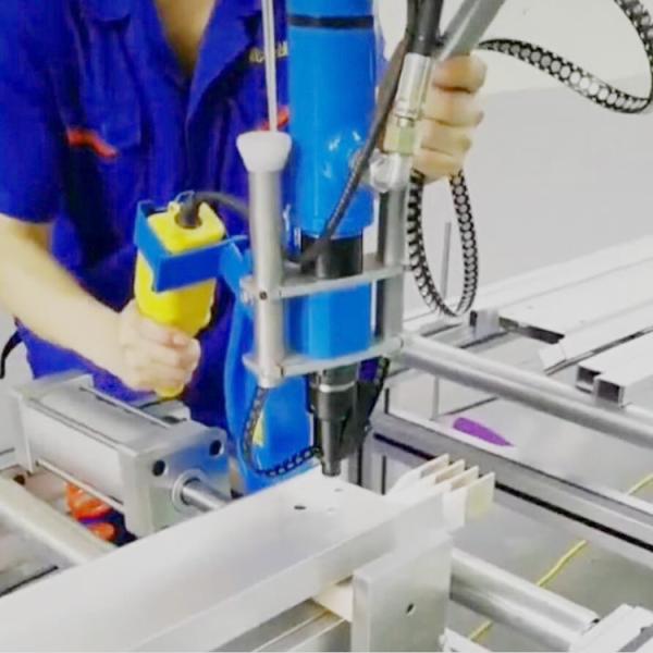 Cheap Compact Busbar Riveting Machine, Sandwich Busduct Self-Piercing Riveting System for sale