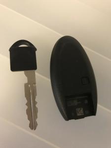 China Lightweight Smooth Surface Nissan Smart Key FCC ID KR5S180144106 433MHZ 3 Button on sale