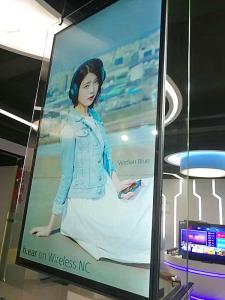 Multi Functional Digital Advertising Display Double Sided Windows Android System