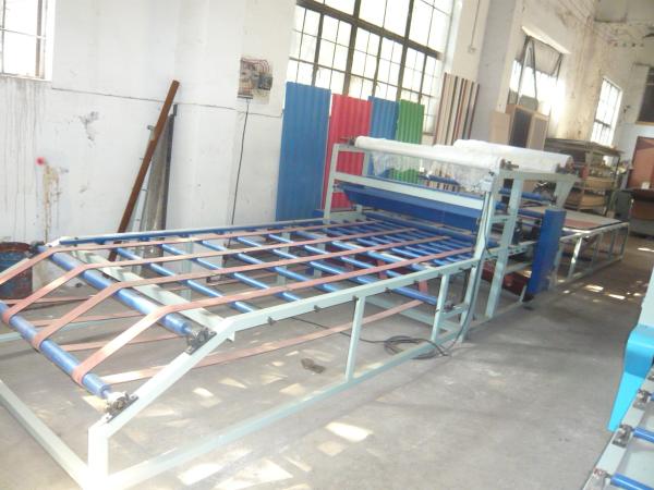 Cheap Corrugated Wall Making Machine , Glue Spreading / Overlaying / Drying Straw Board Manufacturing Process Line for sale