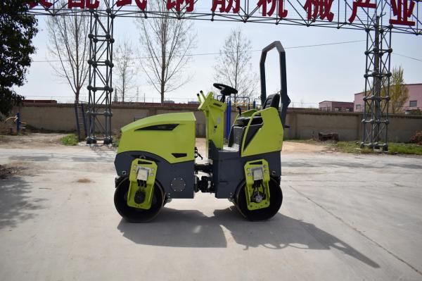 Cheap 1 Ton Road Roller Machine With Fully Hydraulic Variable Pump for sale