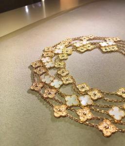 Best 18K Yellow Gold Van Cleef And Arpels Alhambra Necklace 10 Motifs For Girlfriend wholesale