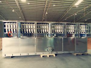 China Integrated Edible Ice Cube Machine With Stainless Steel Frame on sale