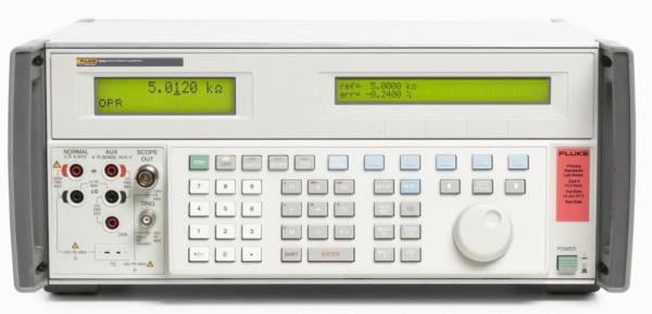 Cheap Fluke 5502A Multi Function Calibrator 600MHz Stable Practical for sale