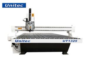 China 1400X2500mm 4*8FT 12000mm/min Sign Making CNC Router on sale