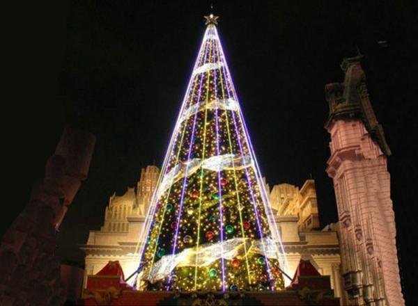 Cheap Custom large Christmas tree RGB lights music synchronization DMX512 control decorative iron Christmas tree light show for sale