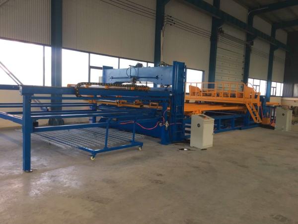 Cheap Pre Cut Expressway 200mm Fence Mesh Welding Machine for sale