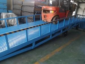 Best 10T Manual Vertical Mobile Dock Levelers Container Unloading Ramps wholesale