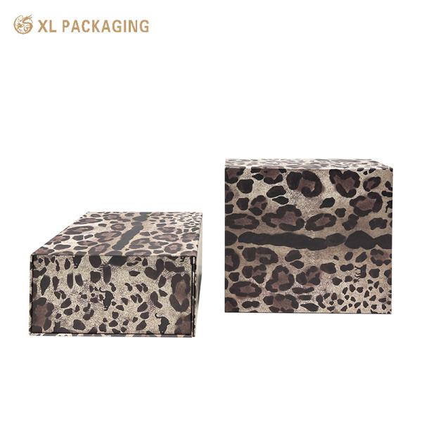 Cheap Luxury Custom Gift Box Portable Handle Packaging Folding Box With Magnetic Closure And UV Printing Production for sale