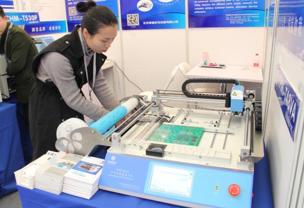 Cheap Hottest Model CHMT48VA SMT Automatic Pick Place Machine + Vision System Linux Computer for sale