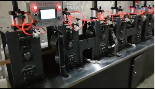 Cheap Automatic Cutting Paper Angle Board Machine With Linear Guide Rail for sale