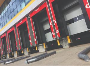 China Wear Resistant Fabric Dock Shelter Inflatable Structure For Industrial on sale