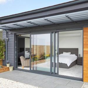 China Drifting Windows AS2047 European Standard Double Glass Aluminium Window Sliding Windows For Houses on sale