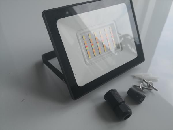 Cheap CE WiFi LED Flood Light RGBWW Smart Floodlight With Motion Sensor for sale