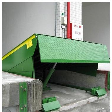 Cheap Portable 1200mm Hydraulic Dock Levelers 8000kg Loading Dock Ramps for sale