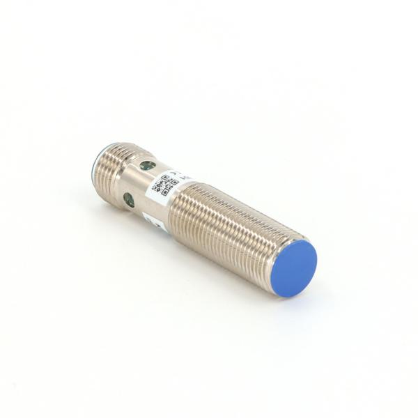 Cheap Quasi Flush Inductive Sensors 2mm Sensing Range Magnetic Metal IP67 LED Display for sale