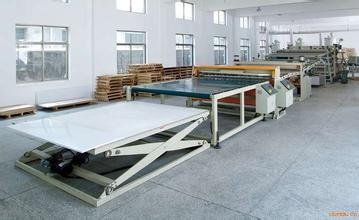 Cheap Smooth Wood Plastic Composite Extrusion Line With Double Screw Extruder for sale