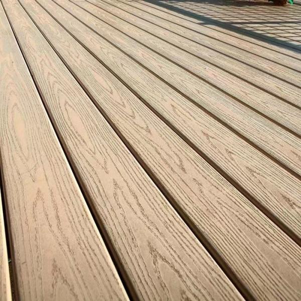 Cheap Easy Install WPC Co Extrusion Decking Heat Resistant Composite Patio Flooring for sale
