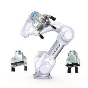 High Safety 6 Torque Sensors Doosan Robotics M1509 Heavy Handling Cobot Robot Arm Automation With Onrobot Gripper