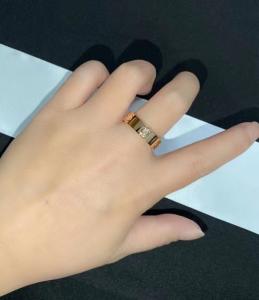 Best jewelry professional to make jewelry 18k gold engagement ring cartier Love Ring luxury gold wholesale