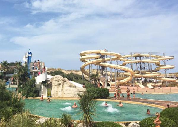 Cheap Durable Spiral Swimming Pool Slide Large Thrilling Playground Entertainment Equipment for sale