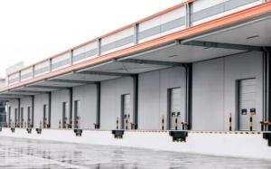 Best Stationary Loading Dock Leveler Electric Running Hold Down Function wholesale