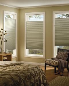China Latest popular Home Decoration manual control honeycomb Roller Blind on sale