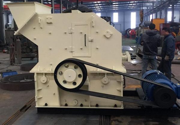 Cheap Refractories Horizontal Shaft High Efficiency Fine Crusher Machine for sale