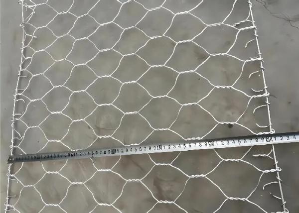 Cheap Heavy Duty Hot Dipped Galvanized Hexagonal Gabion Box Hexagonal Hole for sale