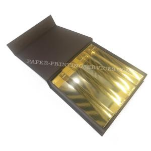 China Cute Rigid Setup Box For Glass Bottles / Cookies Cake Paper Gift Packaging Box on sale